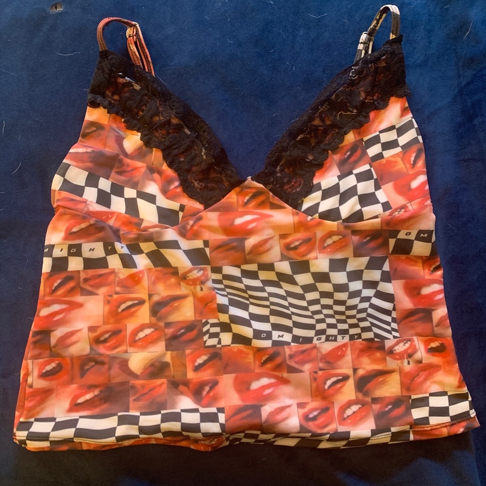 O mighty lips tank top